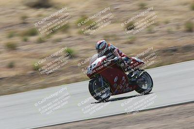 media/Apr-20-2025-AHRMA (Sun) [[393a79c373]]/Race/Group 10/Turn 4b/